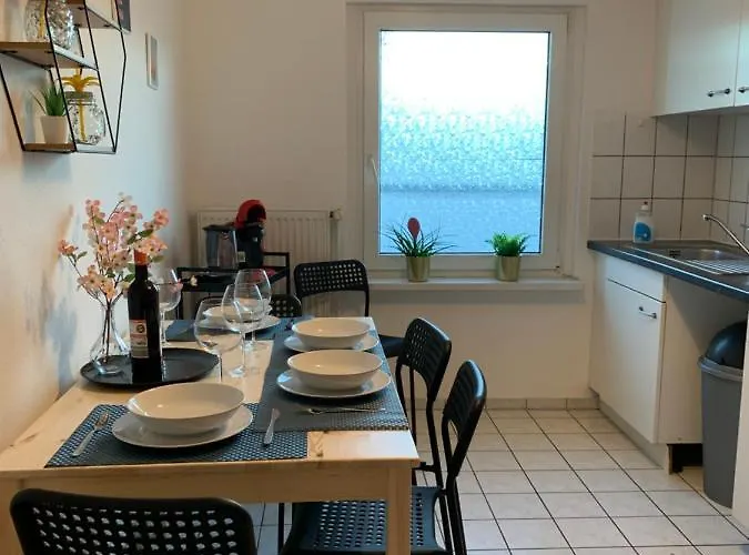 Blue Chili 21-4 - 3 Schlafzimmer - 7 Betten - Wlan - Balkon Appartamento Magdeburgo